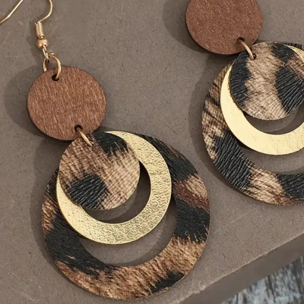 Vintage Leopard Earring Set - Picture 4 of 4